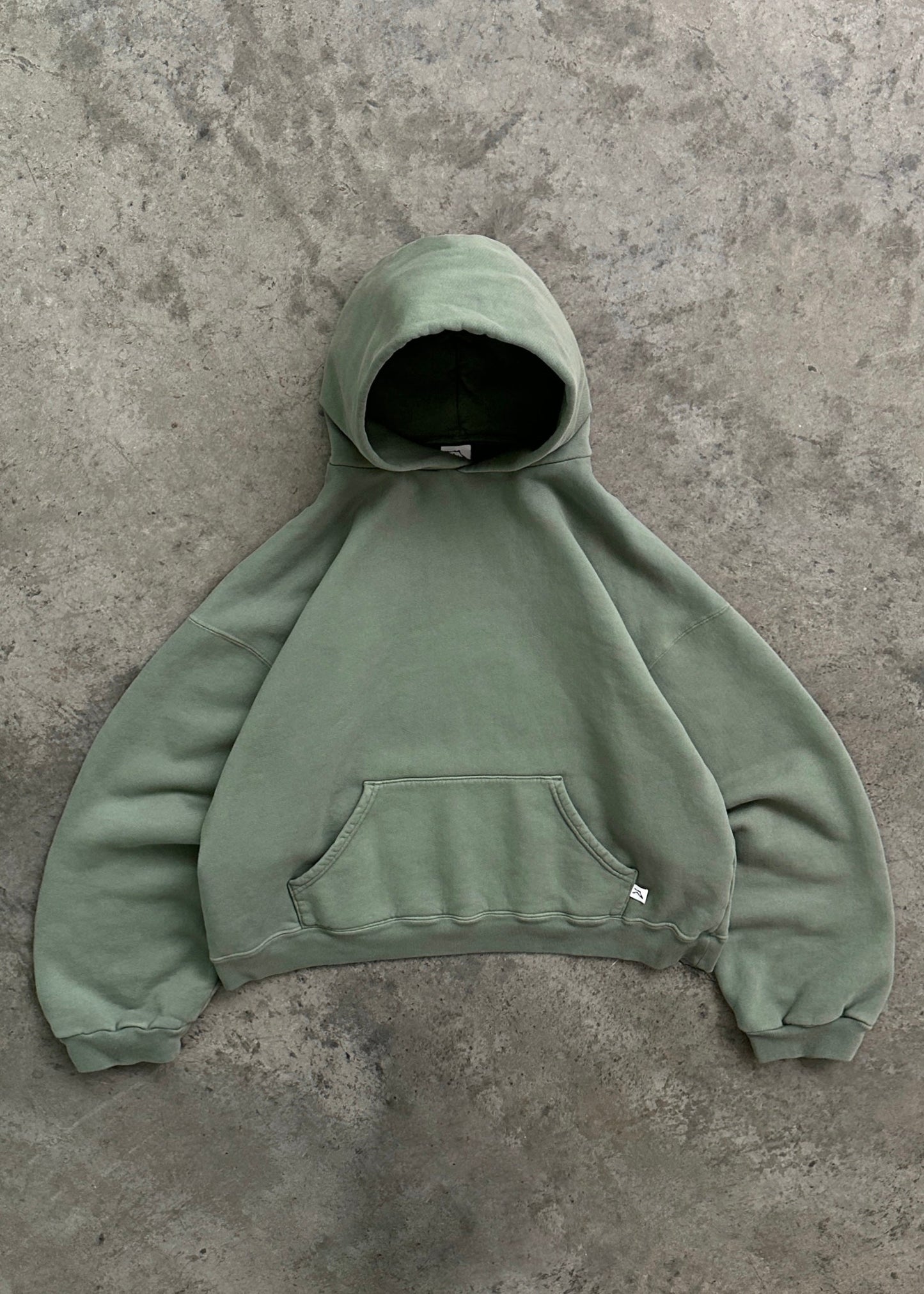 Sudadera® Essential Hoodie