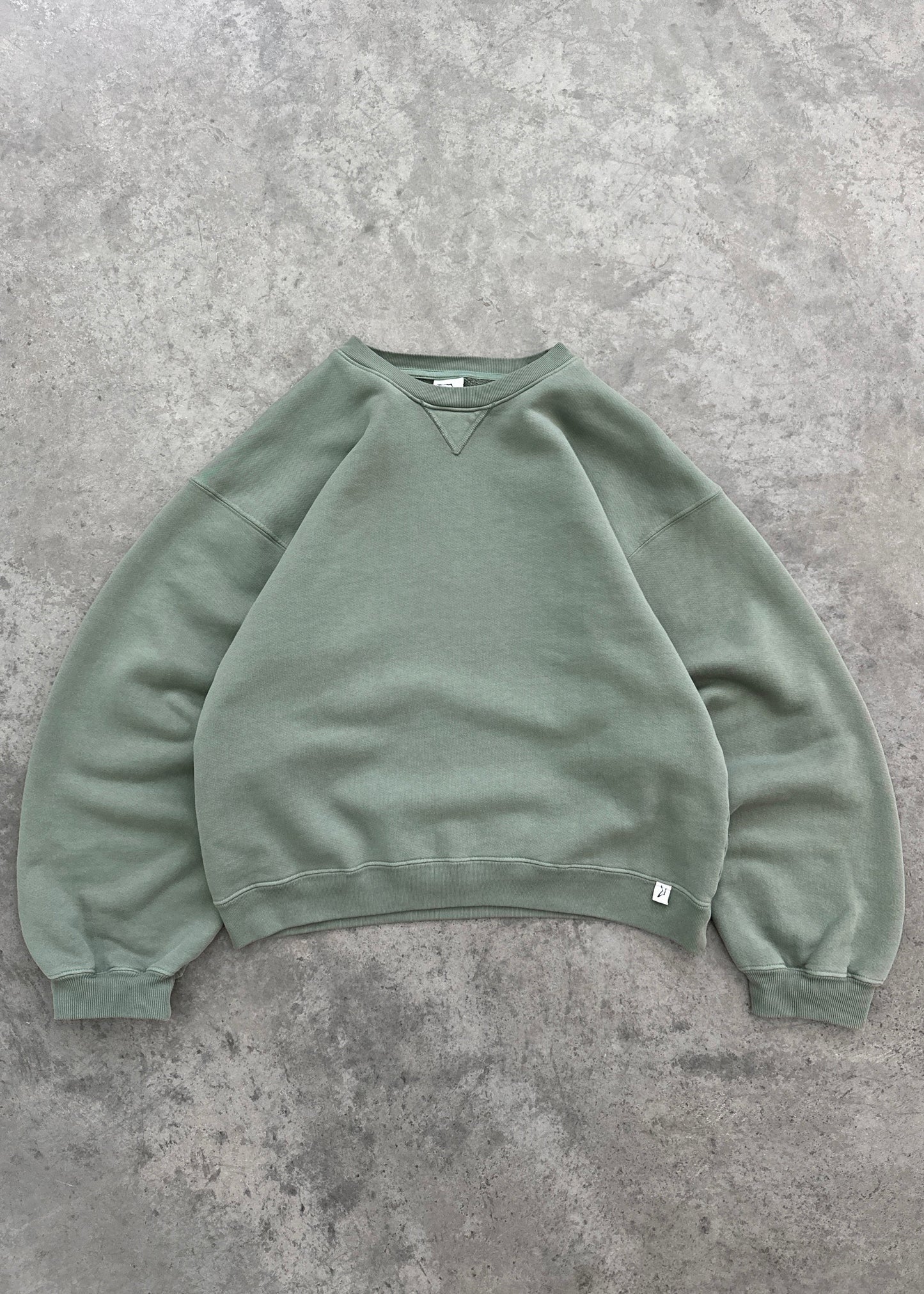 Sudadera® Essential Crewneck